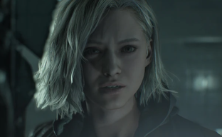 Блогерша воссоздала монстра из Resident Evil Requiem в полный рост — у аниматроника движется челюсть