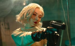 Косплеер показала Грейс Эшкрофт из Resident Evil Requiem в костюмах из делюкс-версии игры