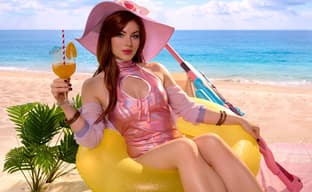 Cosplayer muestra a Caitlyn Fiestera de League of Legends: un descanso en la playa