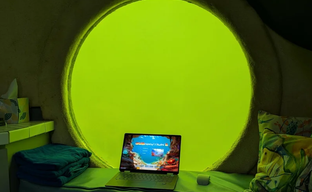 Полное погружение в Subnautica 2 — геймер показал, как играет в подводном отеле