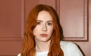 Karen Gillan to play Henry Cavill's wife in the "Highlander" remake