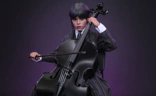 «Эмоции – это слабость»: Hot Toys официально представила новую фигурку Уэнздей из одноименного сериала