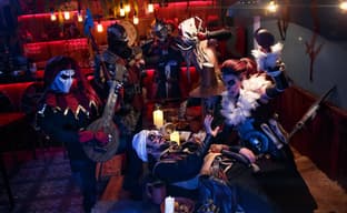 Вечеринка перед предстоящей битвой: косплееры превратились в персонажей из вселенной игры Darkest Dungeon