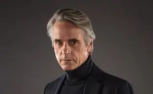 Jeremy Irons to play the antagonist in the remake of "Highlander" with Henry Cavill