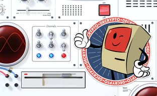 Битва дешифровщиков: Lavka Games привезла юбилейную версию настольной игры «Декодер»