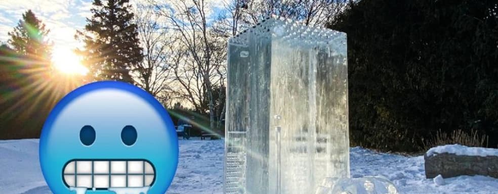 The coldest Xbox Series X ever created. The console was carved out of a block of ice