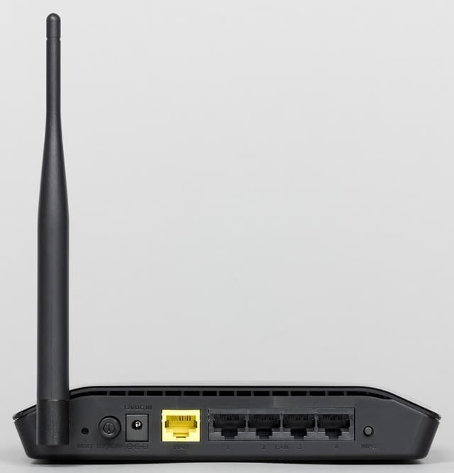 Внешний вид D-Link DIR-300S