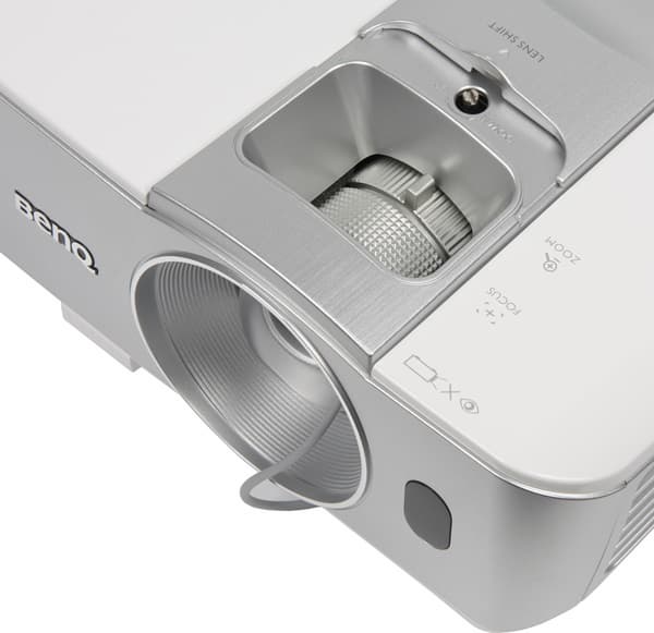 Проектор BenQ W1070+, объектив Проектор BenQ W1070+, объектив