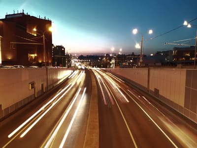 Как снимать на смартфон ночью: 5 советов опытного фотографа