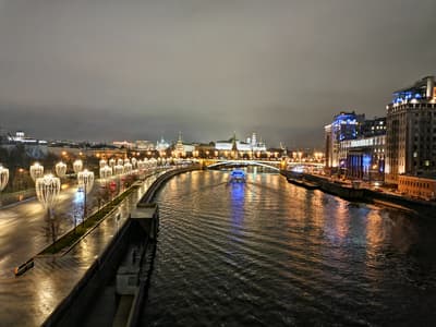 Как работает ночной режим фото в смартфонах: тестируем Honor 20S