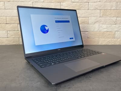 Honor MagicBook X16 Plus 2024 (BRI-721) на AMD Ryzen 7 8845HS: