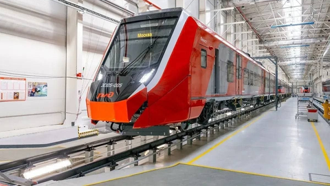 Replacing Siemens: Uralenergoservice to Launch Production of Russian Engines for Lastochka and Finist Trains