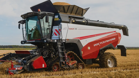 Rostselmash casi fue vendida a los estadounidenses: la fábrica habló sobre la dura competencia con Claas y John Deere