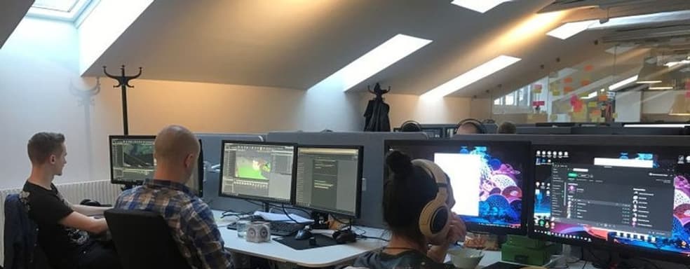 «Коммерсантъ»: студии-разработчики игр массово вывозят сотрудников из России