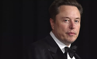Elon Musk takes interest in Obsidian's discriminatory practices. Questions arise for Microsoft managers