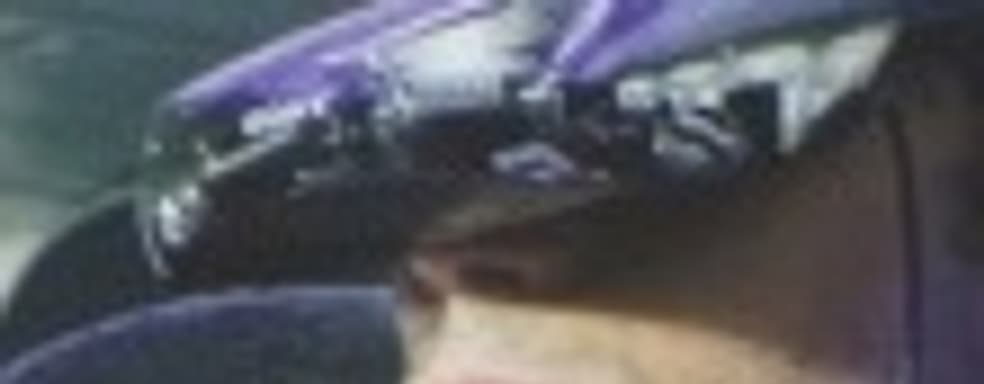 CES 2014: Sony показала новый VR-шлем HMZ-T3Q