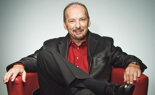 Бывший глава Sega of America считает, что Xbox задумалась об отказе от консолей