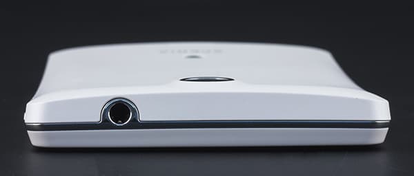 Обзор смартфона Sony Xperia TX