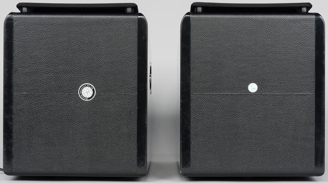 Нижняя поверхность Microlab Solo