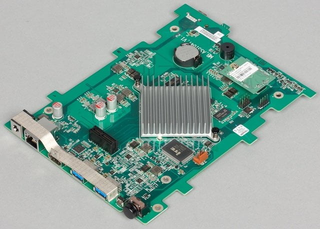Конструкция накопителя Asustor AS3202T