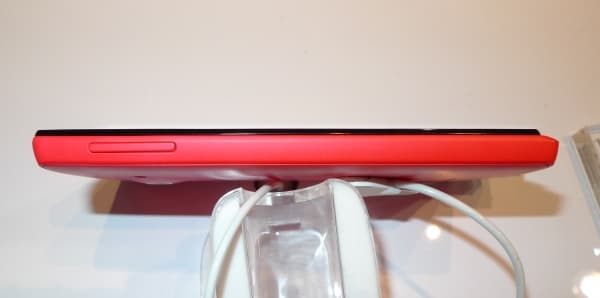 Мобильные новинки CES 2013