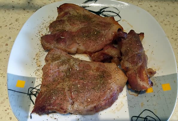 Микроволновая печь с грилем и конвекцией Redmond RM-2502D