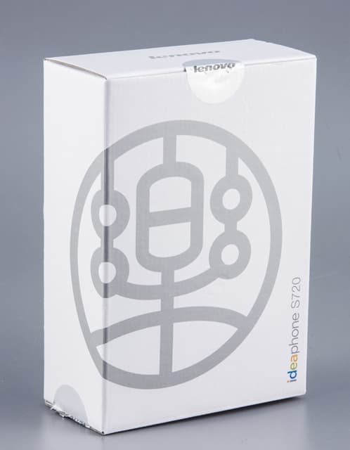 Упаковка коммуникатора Обзор Lenovo S720. Упаковка коммуникатора