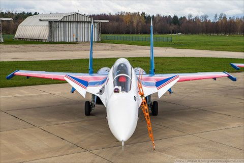 Су-30СМ Авиационной группы высшего пилотажа «Русские витязи»