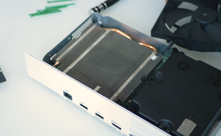 Digital Foundry разобрала Xbox Series S. Специалисты в восторге от бюджетной консоли