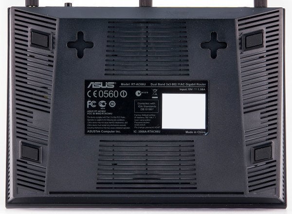 Внешний вид беспроводного роутера Asus RT-AC66U