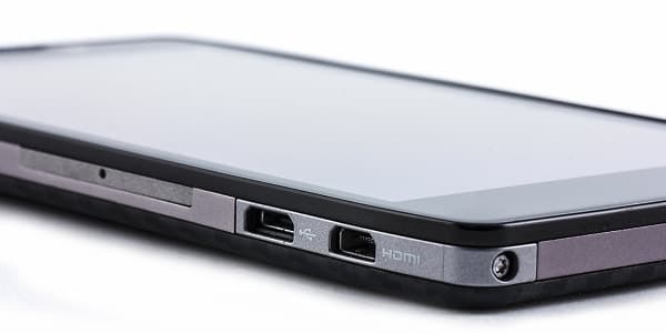 Внешний вид Motorola XT925 Внешний вид Motorola XT925