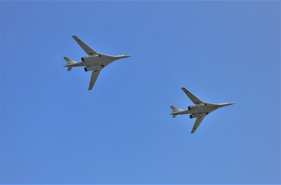 Ту-160