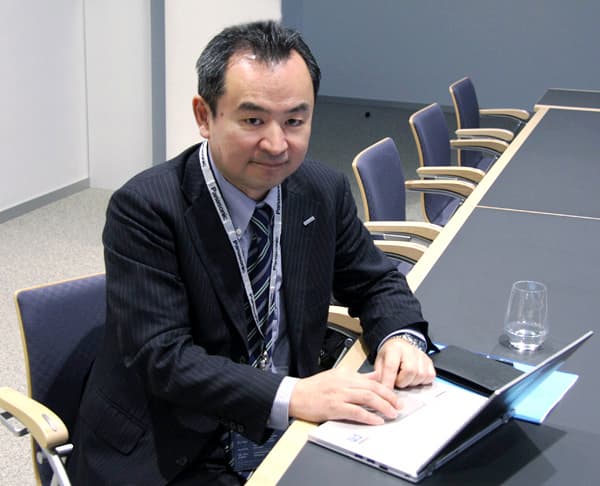 г-н Дзюнити Судзуки