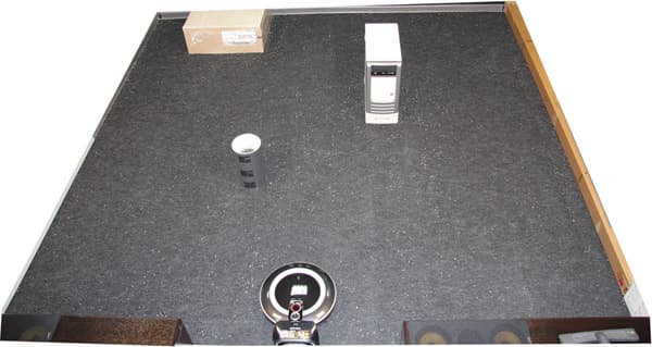 Робот-пылесос LG VR5901LVM, после уборки в режиме Зигзагообразная