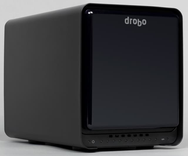 Внешний вид накопителя Drobo 5D