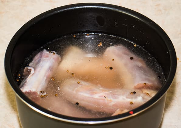 скороварка-коптильня Brand 6060