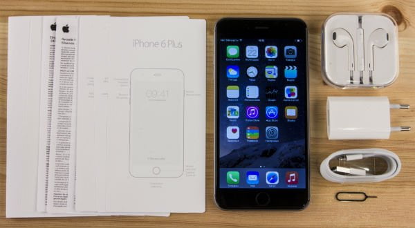 Комплектация iPhone 5c