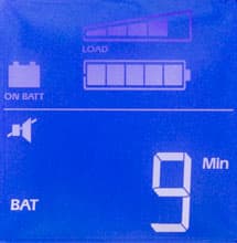 ИБП APC Smart-UPS On-line SRC1KI: ЖК-экран