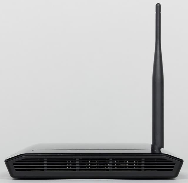 Внешний вид D-Link DIR-300S