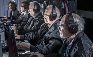 Люди старше 35 лет проводят всё больше времени за играми