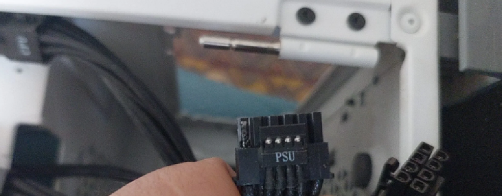 GeForce RTX 5080 тоже может расплавить разъёмы, как и RTX 5090