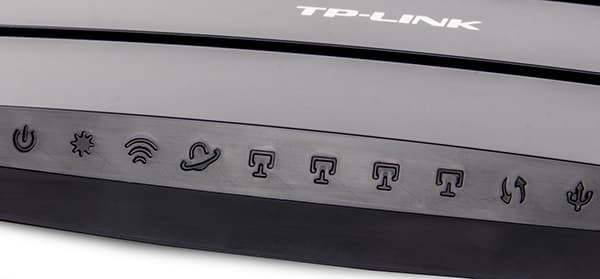 Внешний вид TP-Link TL-WR1045ND Внешний вид TP-Link TL-WR1045ND