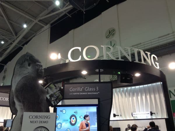 Руководители Jolla, Mozilla и Canonical на выставке Mobile World Congress