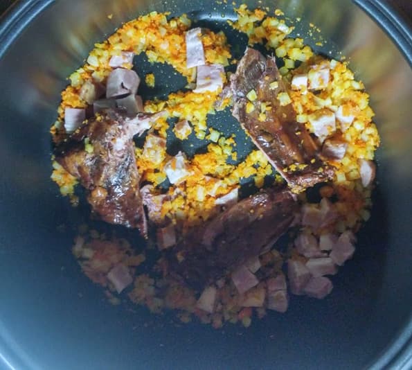 профессиональная мультиварка Redmond RMC-SM1000