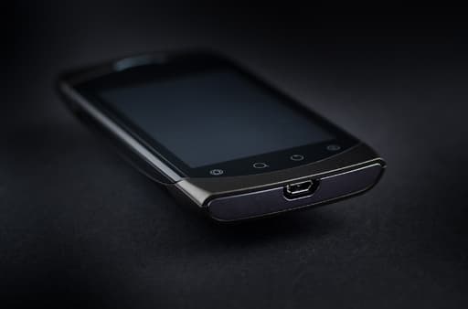 коммуникатор Highscreen Cosmo, светодиодная подсветка