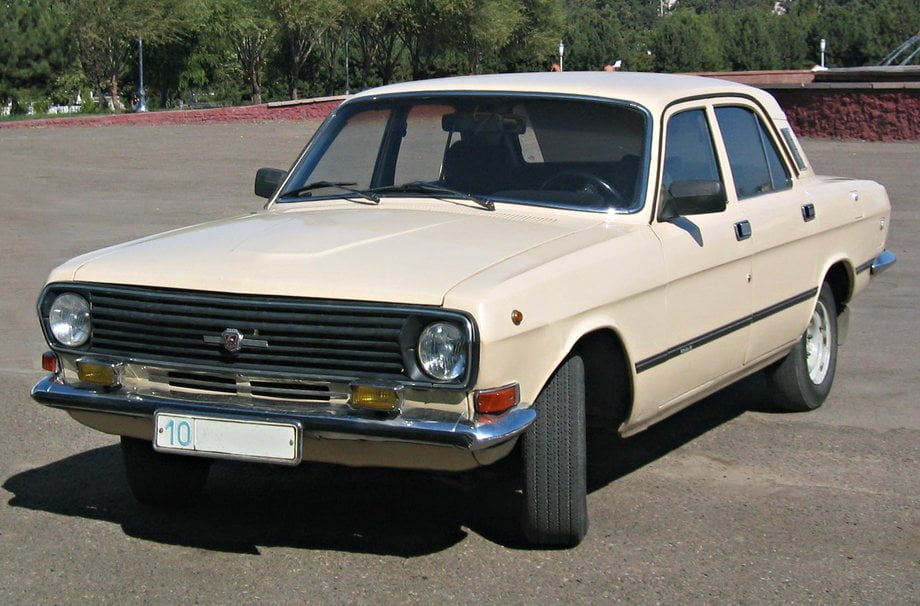 ГАЗ-24-10 