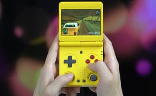 Конкурент Miyoo Flip: Anbernic представила портативную и раскладную ретро-консоль RG34XXSP