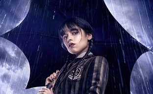 «Если ты умрёшь, я тебя убью!»: Hot Toys протизерила фигурку Уэнздей из одноименного сериала от Netflix