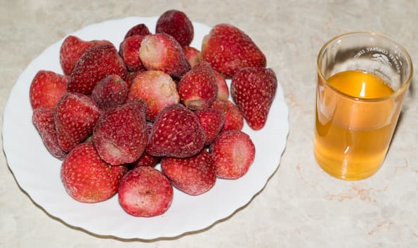 Шнековая соковыжималка Kitfort KT-1104