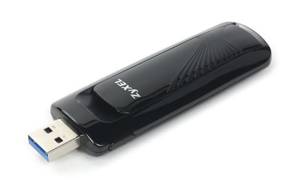 Внешний вид Zyxel NWD6605 Внешний вид Zyxel NWD6605